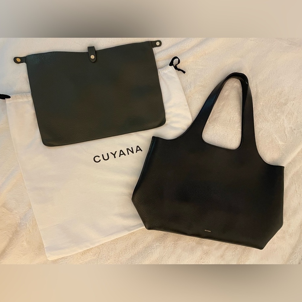 Cuyana 16 inch System Tote with Laptop Sleeve